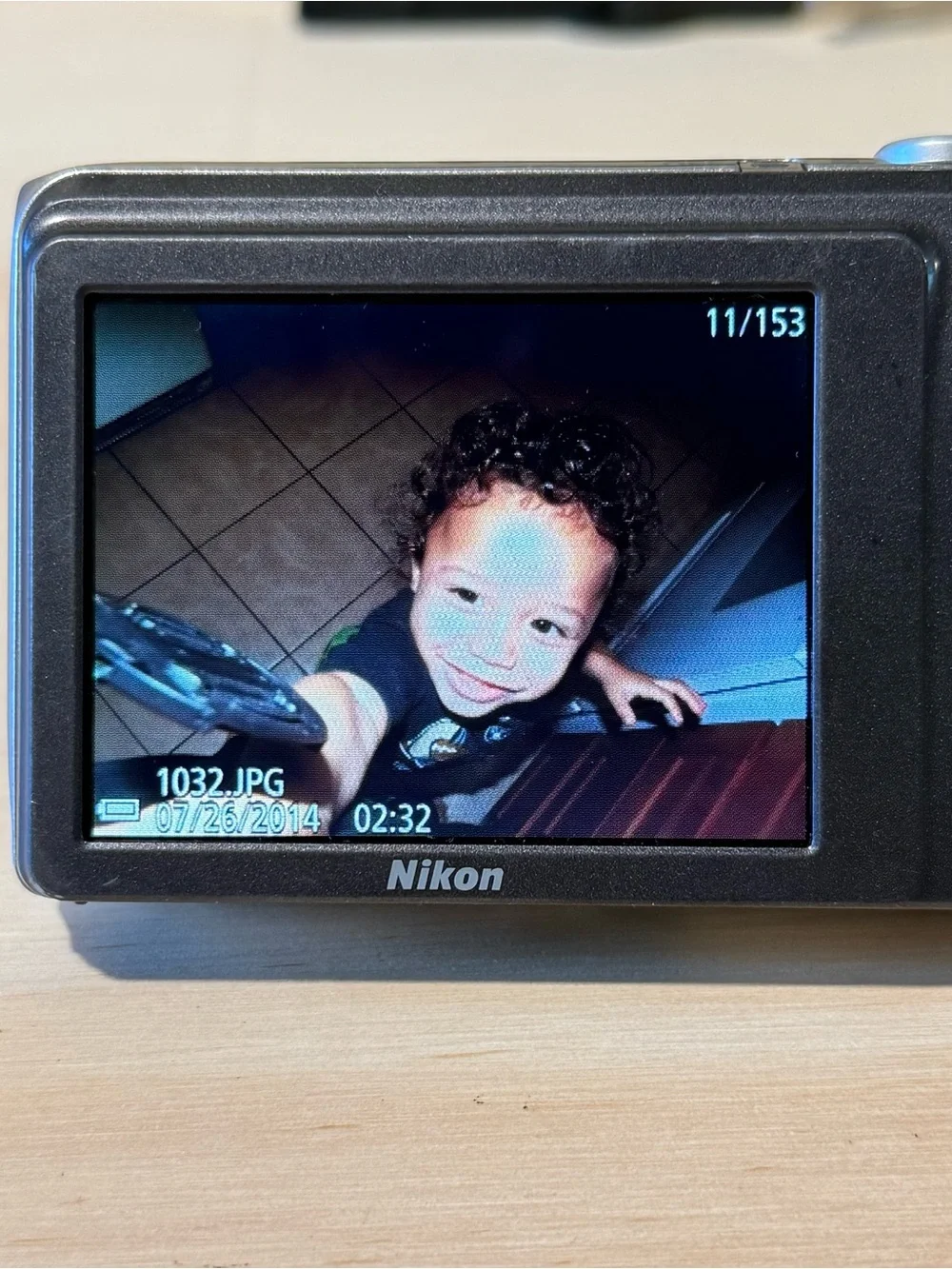 Nikon COOLPIX S3700 20.1MP Silver Digital Camera Tested Good w/Bat-Char-SDCard!